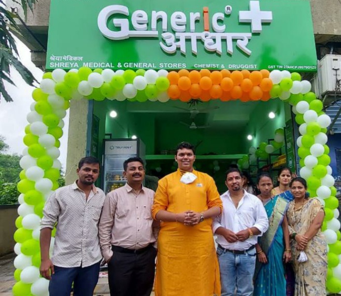 On 75th Independence Day Mr. Arjun Deshpande Inaugurated Generic Aadhaar's Grand Opening of Franchise Medical Store at Ghansoli in Navi Mumbai